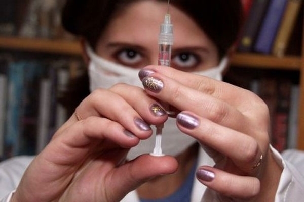 В Украине в 2016 году будут принудительно вакцинировать от гриппа лиц из группы повышенного риска. 