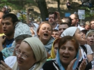 
    Во время крестного хода задержали шестерых провокаторов с плакатом "Донбасс - это русский мир"14 