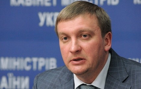 Министр юстиции Павел Петренко анонсировал принятие пакета антирейдерских законов в сентябре. 