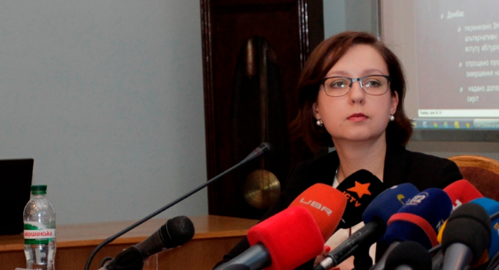 Кабинет Министров Украины уволил первого заместителя министра образования Инну Совсун. 