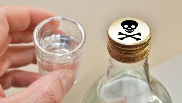 22 сентября среди жителей Харьковской области зарегистрировано 19 случаев отравлений алкогольными напитками, вероятно суррогатными. 