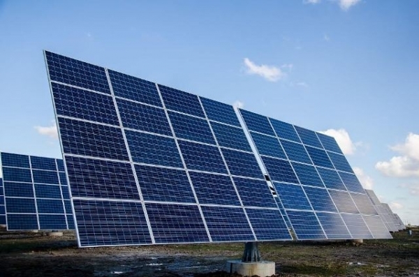 На Херсонщине планируют построить крупнейшую солнечную электростанцию ​​за $35 млн. 