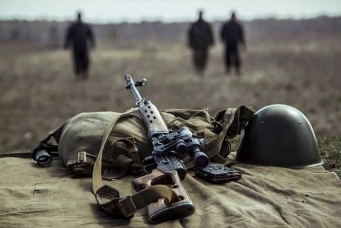 В результате обстрела позиций одной из механизированных бригад неподалеку Авдеевки сегодня, 29 апреля, погиб военнослужащий ВСУ. Также погиб военнослужащий одной из бригад, подразделение которой выполняет боевые задачи недалеко Зайцев. 