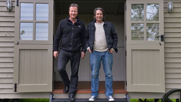 Бывший премьер-министр Великобритании Дэвид Кэмерон купил дизайнерский садовый сарай, в котором он, по его словам, собирается писать мемуары. 
