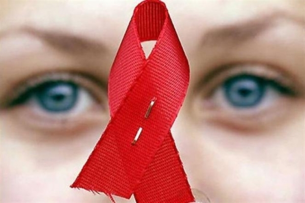 Согласно информационному бюллетеню Центра общественного здоровья Минздрава, по состоянию на 1 апреля 2017 года количество официально зарегистрированных в Украине случаев ВИЧ-инфицирования - 303473 