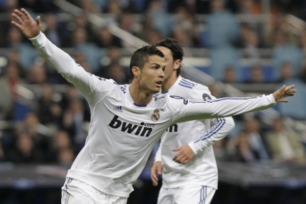 Мадридский Реал обыграл Ювентус со счетом 4: 1 в финале Лиги чемпионов и впервые в истории второй год подряд стал победителем турнира. 