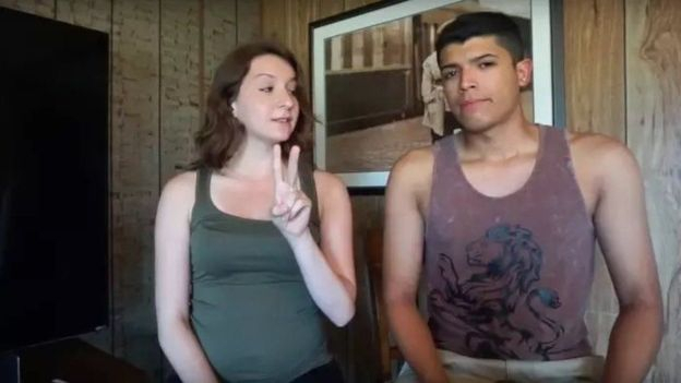 19-летняя жительница Миннесоты Монализа Перез во время съемки видеоролика для YouTube случайно застрелила своего 22-летнего парня Педро Руиса. 