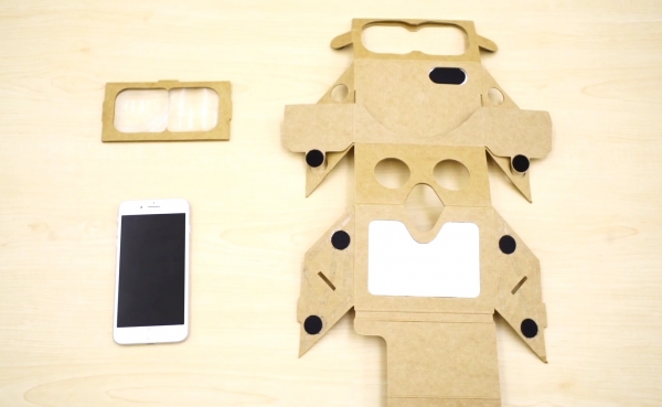 Американской стартап Amber Garage представил картонный аналог очков дополненной реальности HoloKit. 