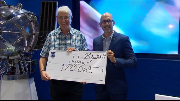 69-летнему канадцу Жюлю Парана повезло во второй раз за девять лет выиграть в лотерее джекпот в более миллиона долларов. 