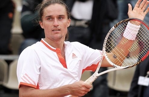 Украинский теннисист Александр Долгополов пробился в полуфинал грунтового турнира серии ATP-500 в шведском Бостаде. 