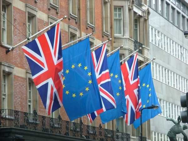 Великобритания не хочет соблюдать финансовые обязательства в отношении третьих стран после выхода из состава Европейского союза, в том числе в отношении Украины. 