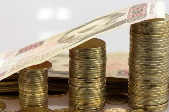 Предусмотренное проектом государственного бюджета на 2018 год повышение с 1 января минимальной заработной платы до 3723 гривен не спровоцирует ускорение инфляции. 