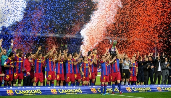 Футбольный клуб Барселона готов сняться с чемпионата Испании из-за конфликта с государственной властью по референдуму о независимости Каталонии. 