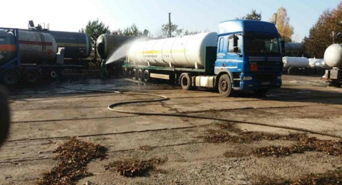 В Сумах на территории одного из предприятий, на ул. Скрябина, произошла утечка 4-5 тонн аммиака. 