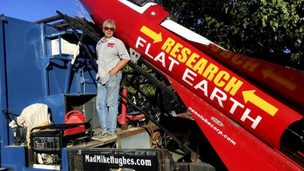 Бюро по управлению государственными землями США не дало разрешение на запуск ракеты изобретателем Майком Хьюзом, который хотел доказать, что Земля плоская. 