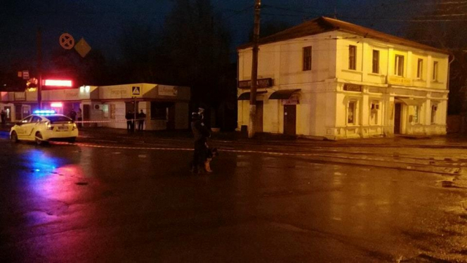 По факту событий в Харькове, где неизвестный захватил отделение "Укрпочты" и взял в заложники посетителей, открыто уголовное производство. 
