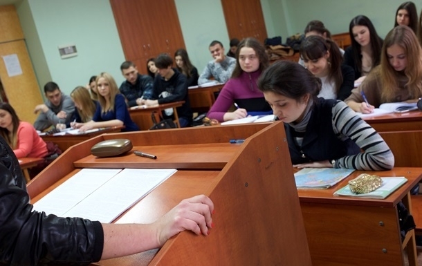 Министерство образования и науки Украины поручило ограничить доступ к доменных зон ".ru" и ".ру" высшим учебным заведениям и другим учреждениям в своем подчинении. 