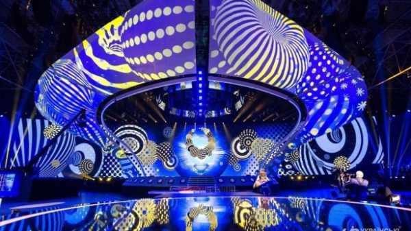 Британская компания помогла окружению экс-президента Украины Виктора Януковича получить прибыль от прошлогоднего песенного конкурса "Евровидение", который состоялся в Киеве. 