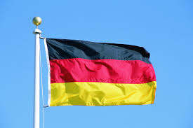 Немецкое правительство заявило о незаконности новых пошлин, введенных США на продукты алюминиевой и сталелитейной промышленности. 