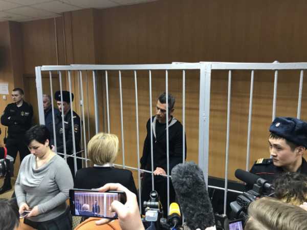 Тверской суд Москвы арестовал миллиардера Зиявудина Магомедова, подозреваемого в мошенничестве и организации преступной группы. 