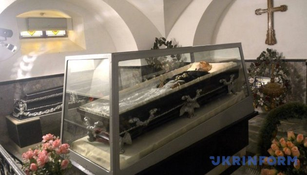 Украинские ученые таки ребальзамировали тело хирурга Николая Пирогова, несмотря на сопротивление руководительницы МЗ Ульяны Супрун и части украинцев. 