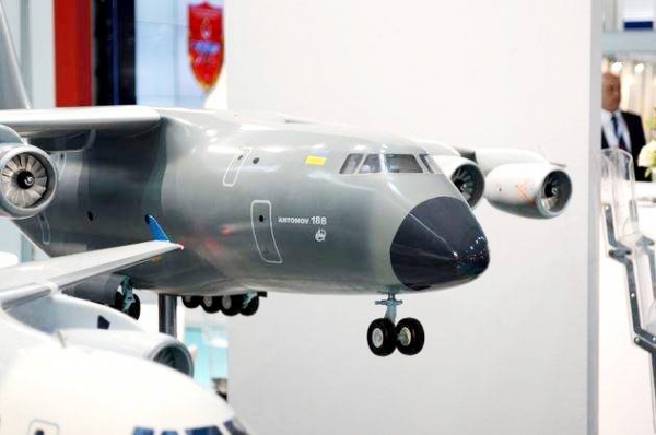Украина и Турция будут реализовывать совместный проект по созданию военно-транспортного самолета Ан-188. 