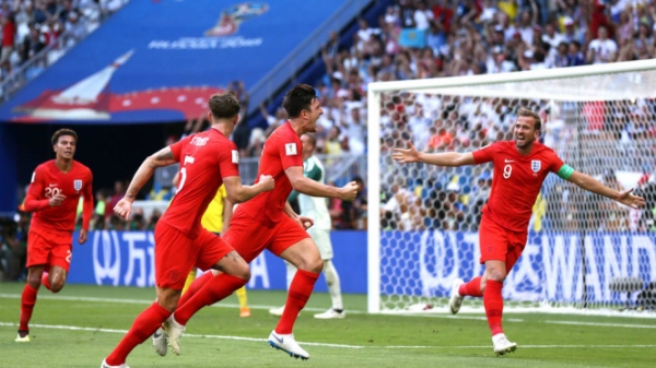 Сборная Англии по футболу одолела команду Швеции со счетом 2: 0 и пробилась в 1/2 финала Чемпионата мира-2018. 