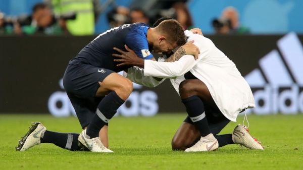 Сборная Франции по футболу победила команду Бельгии со счетом 1:0 и вышла в финал Чемпионата мира-2018. 
