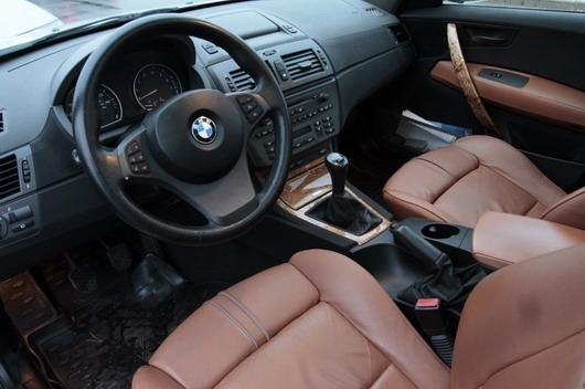 Министерство государственных территорий, инфраструктуры и транспорта Республики Корея объявило о начале расследования в отношении концерна BMW. Причиной расследования стали все чаще непроизвольные возгорания автомобилей немецкого производителя. 