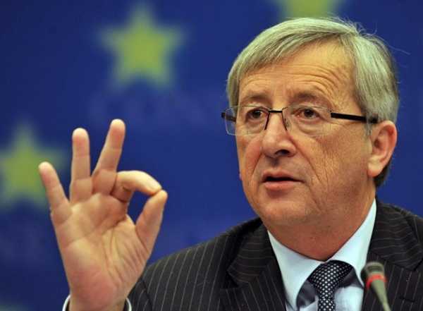 Среди задач, которые Еврокомиссия намерена решать до окончания своего мандата в 2019 году, ее председатель Жан-Клод Юнкер назвал "дальнейшее развитие международной роли евро". 