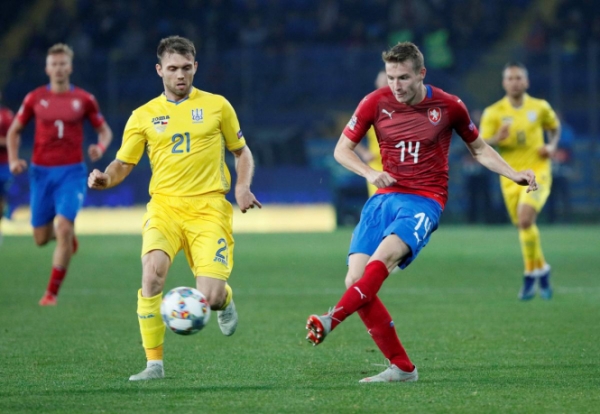Национальная сборная Украины по футболу победила команду Чехии со счетом 1: 0, обеспечив себе победу в группе B1 и выход в дивизион А. 