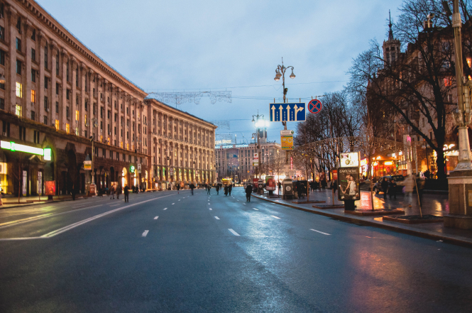
В связи с визитом в Украину канцлера Германии Ангелы Меркель 1 ноября во Киеве собираются ограничить движение транспорта несколькими улицами. 