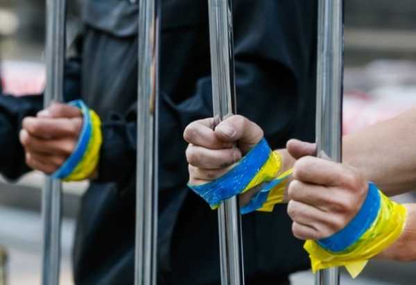 Украина начала выплачивать государственные пособия гражданам, незаконно лишенным свободы Российской Федерацией в связи с политической или общественной деятельностью. 