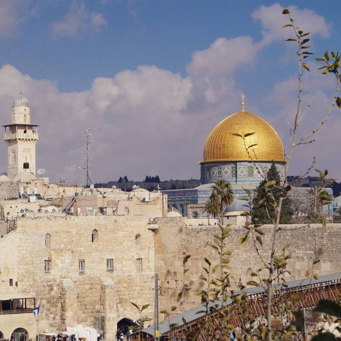 
Австралия признала Западный Иерусалим столицей Израиля, но посольство пока не переносит. 