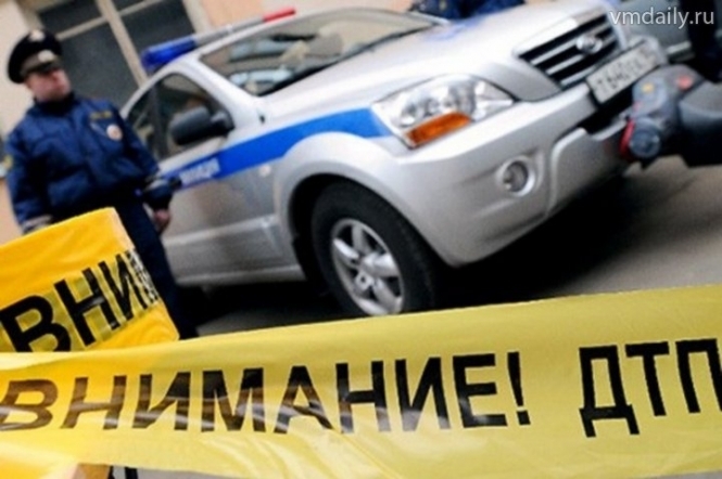 В Калужской области РФ вблизи населенного пункта Азарово произошло ДТП с участием автобуса, в котором находились девять граждан Украины. 
