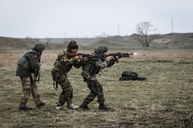 Силы антитеррористической операции отбили наступление пророссийских боевиков в районе Зайцевого Донецкой области. 