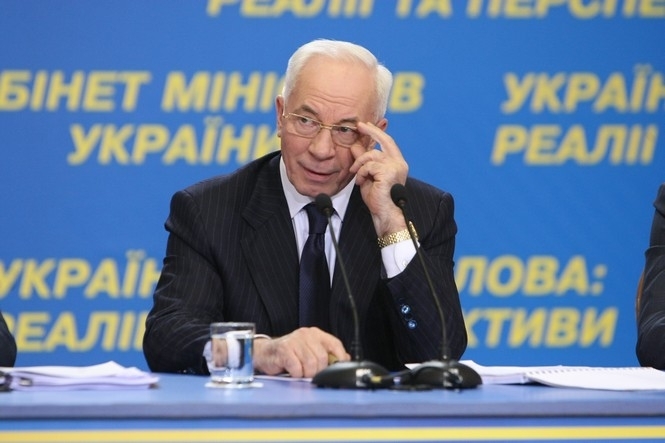 Экс-премьер-министр Николай Азаров заявил, что обязательно вернется в Украину. 