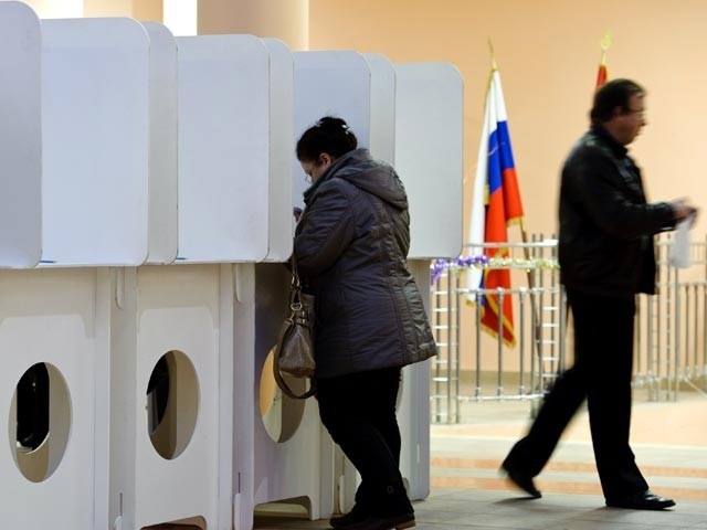 Депутаты Госдумы РФ приняли законопроект, ограничивающий доступ журналистов к работе на избирательных участках. 