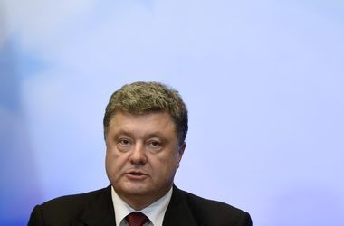 Порошенко завтра соберет заседание фракции БПП – источник 