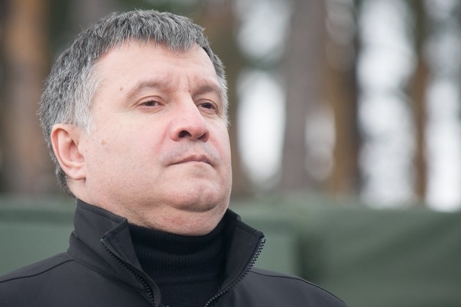 Глава МВД Арсен Аваков назвал судебный процесс по делу водителя BMW Ростислава Храпачевского театром абсурда. 