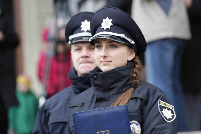 Сегодня, 12 марта, в Тернополе приняла присягу новая патрульная полиция Украины. 