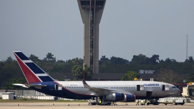По меньшей мере восемь американских авиакомпаний обратились к властям США с просьбой утвердить рейсы на Кубу. 