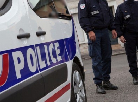 Французская прокуратура идентифицировала второго подозреваемого в убийстве священника в церкви в Нормандии. 