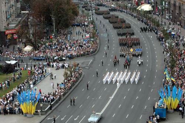 В параде к 25-й годовщине Независимости Украины примут участие более 4000 представителей силовых структур и более 200 единиц военной техники. 