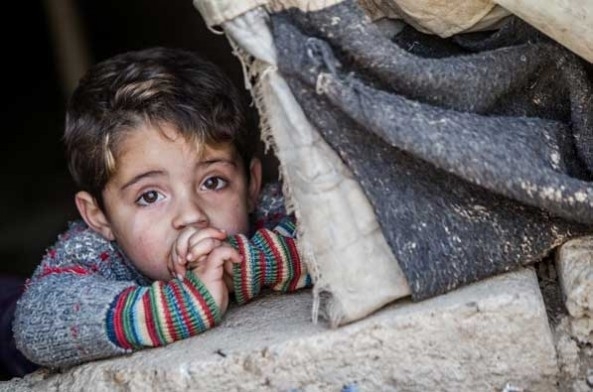 Число жертв войны в Сирии, которая длится с сентября 2011 года, достигла почти 293 тыс. человек. 
