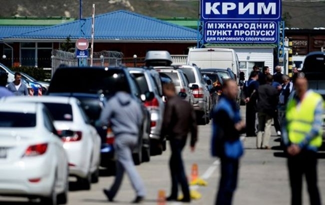По состоянию на утро 9 августа 2016 года пропуск в оккупированный Крым через контрольный пункт въезда/выезда "Каланчак" остается заблокированным. 