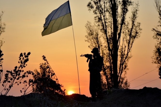 Обстановка в зоне проведения антитеррористической операции на Донбассе остается неспокойной, но контролируемой. 