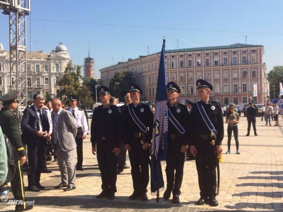 
    В столице отметили День Национальной полиции10 