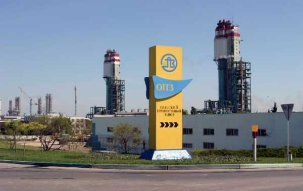 В ночь на четверг остановили работу Одесского припортового завода. 