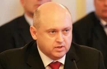 Правоохранители задержали бывшего первого заместителя председателя Государственной налоговой службы генерал-полковника Андрея Головача. 